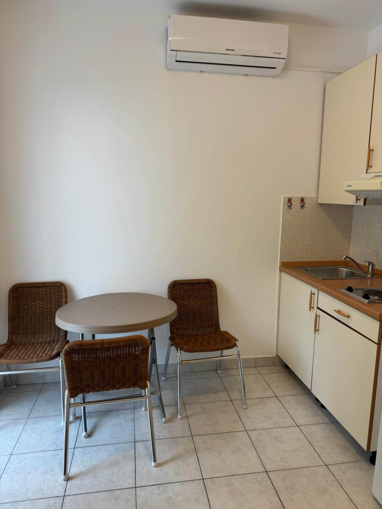 House 100M From The Beach With Free Parking And Breakfast Baška Voda Exterior foto
