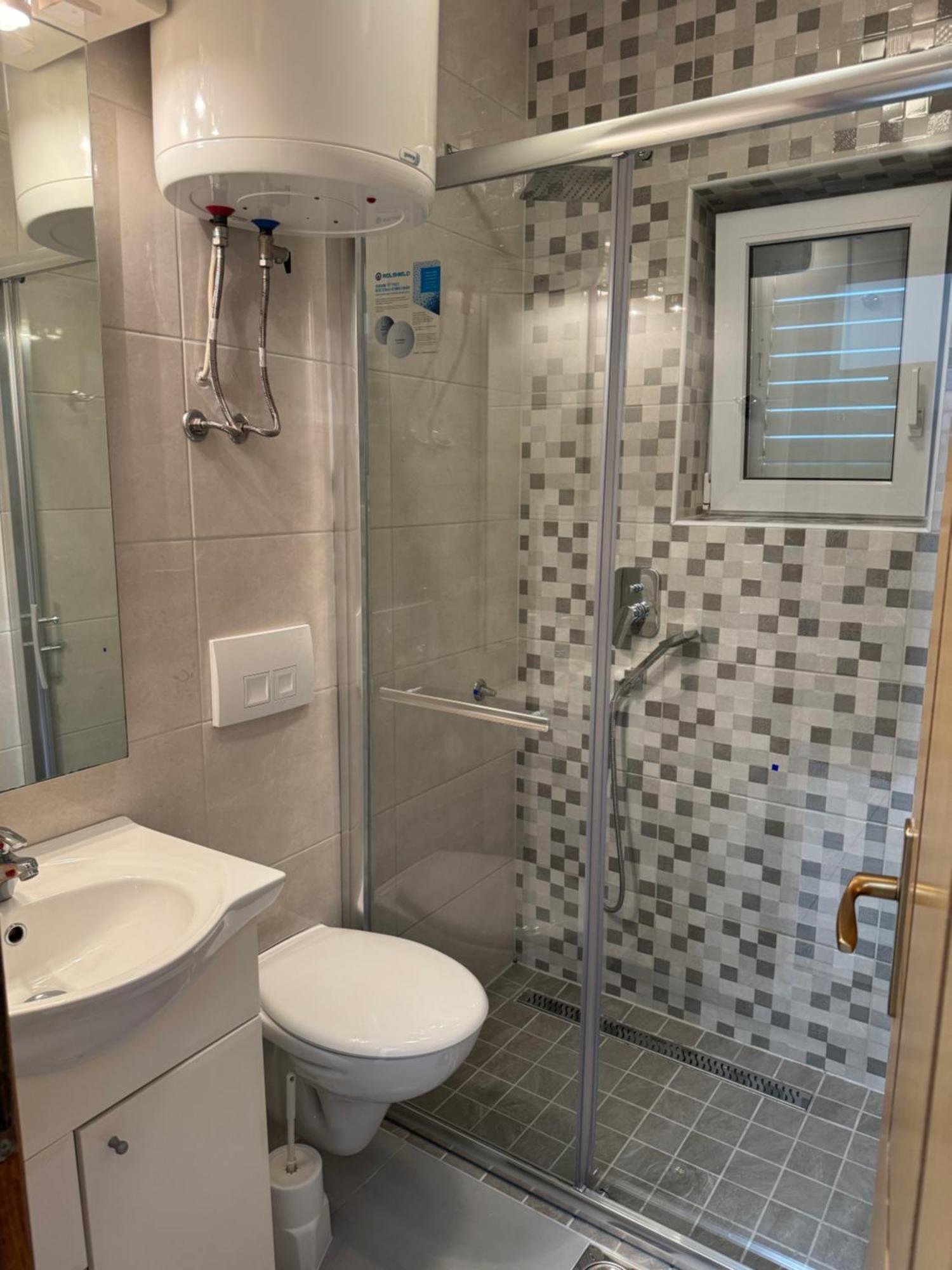 House 100M From The Beach With Free Parking And Breakfast Baška Voda Exterior foto